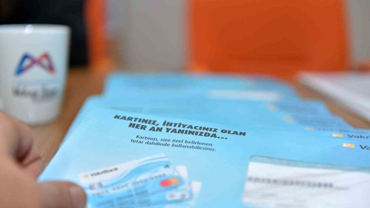 Mersin Büyükşehir Belediyesi 2025-2026 Öğrenim Yardımının İlk Taksit Ödemesini Yaptı