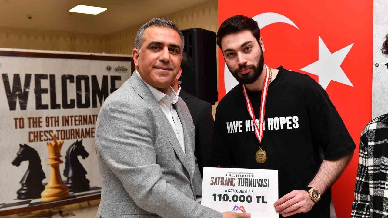 Mersin'de 9. Uluslararası Satranç Turnuvası sona erdi: Kazananlar ve ödüller açıklandı
