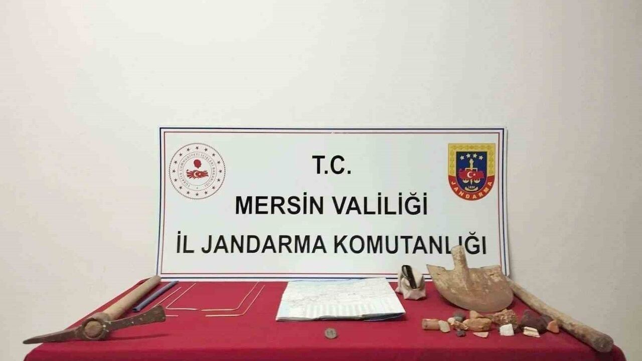 Mersin'de Çamlıyayla'da kaçak kazı operasyonu: 4 şüpheli gözaltına alındı