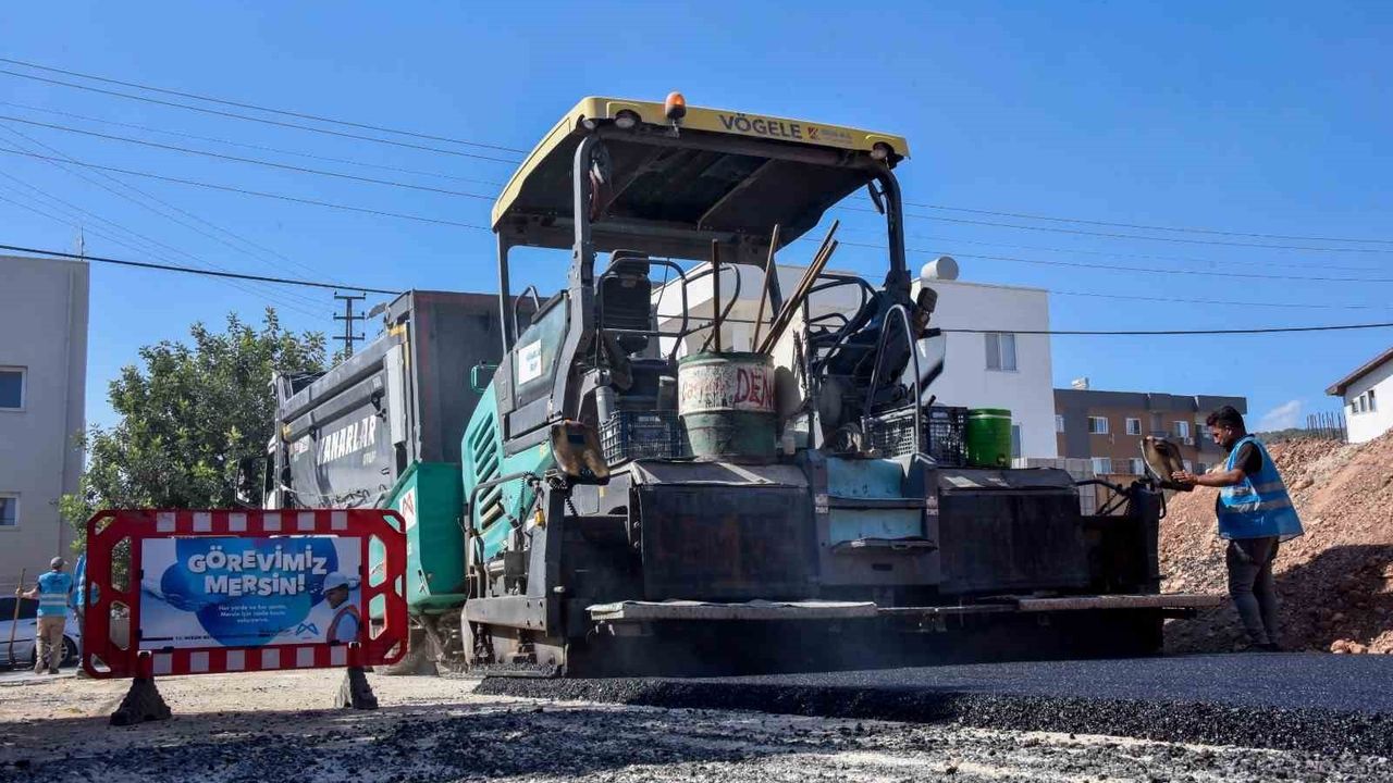 MESKİ, Silifke Sayağzı Mahallesi’nde içme suyu hattını yenileyip yolları asfaltladı