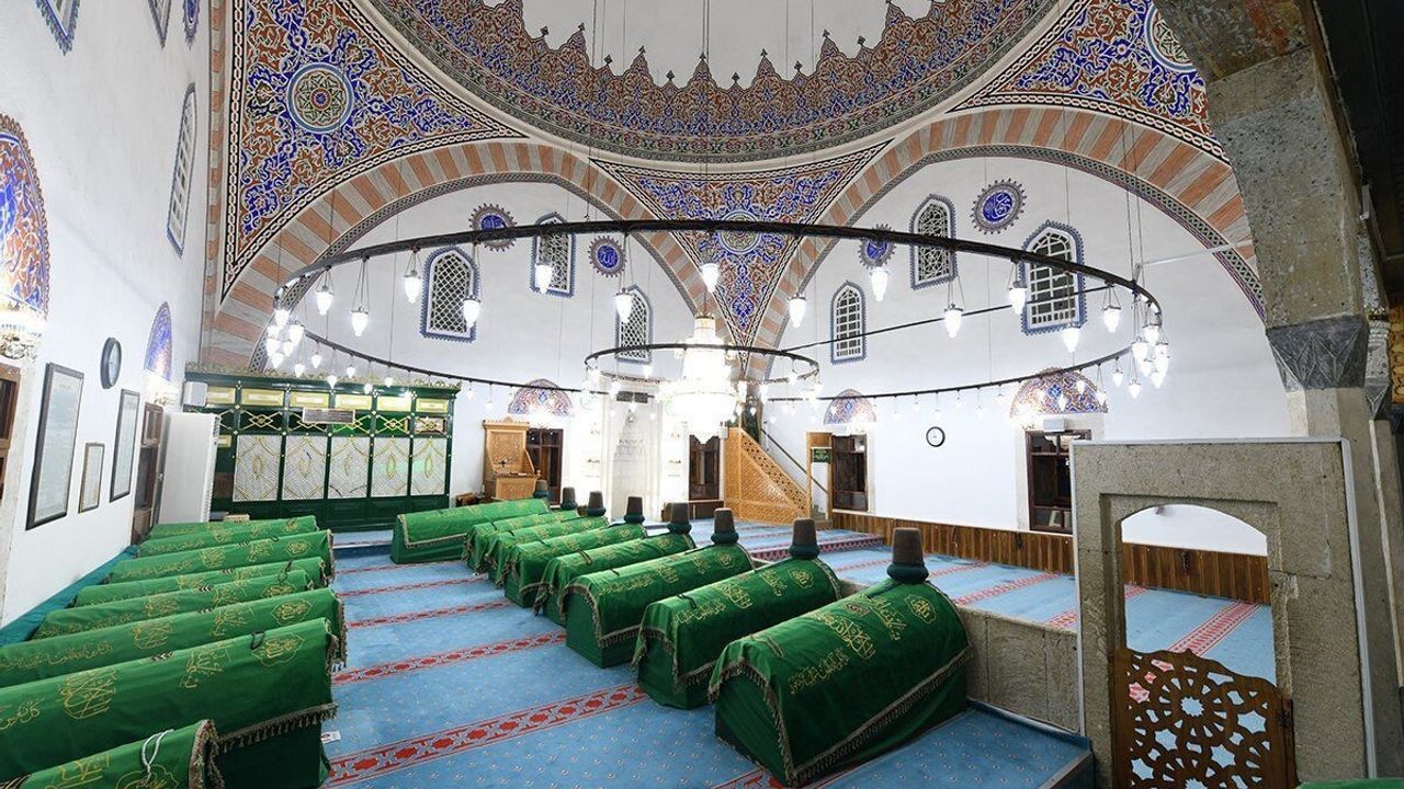 Mevlana’yı Anma Törenleri 752. Vuslat Yıl Dönümü İçin Karaman’da Başlıyor