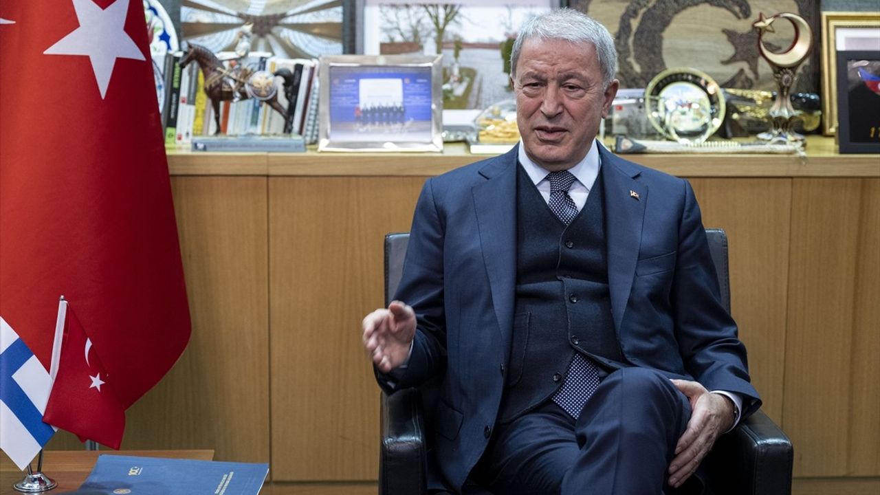 Milli Savunma Komisyonu Başkanı Akar, Finlandiya Büyükelçisi Hamalainen’i kabul etti