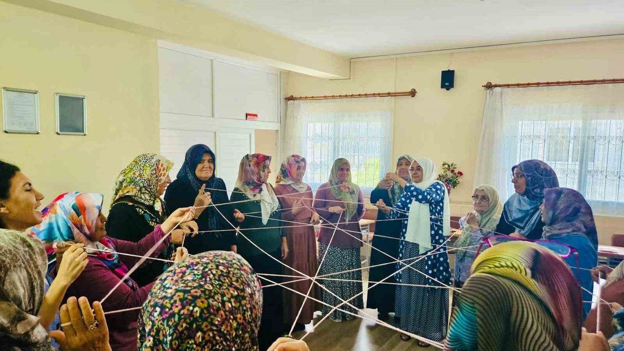 Modüler Aile Eğitim Programı 61 ilde: 12 modüllü ebeveyn eğitimi yaygınlaşıyor