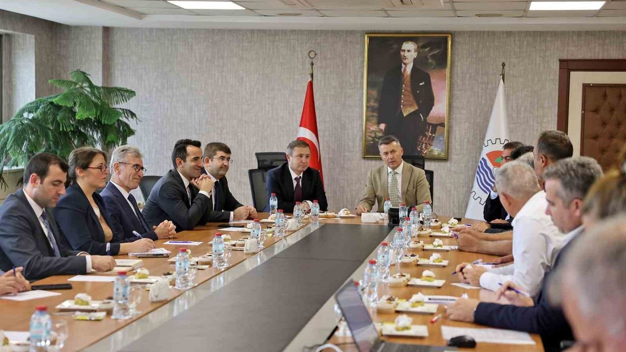 MTSO Başkanı Çakır: Yeni Hal Yasası'nda Üretici ve Tüketici Hallerinin Korunması Öncelik Olmalı