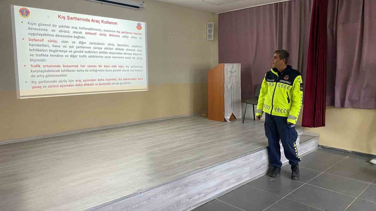 Mudurnu’da Kış Tedbirleri ve Güvenli Sürüş Bilgilendirmesi