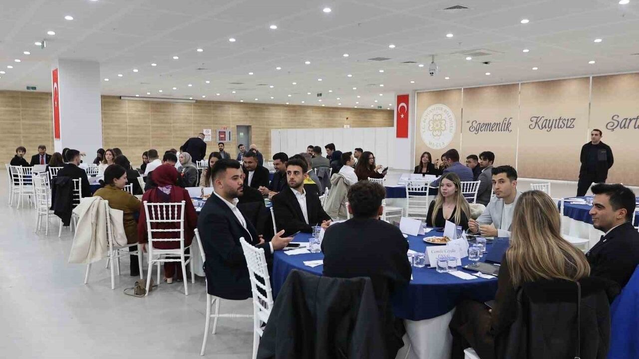 Muğla Gençlik Meclisi tanışma etkinliği düzenlendi: Gençler yerel yönetime katılımı güçlendiriliyor
