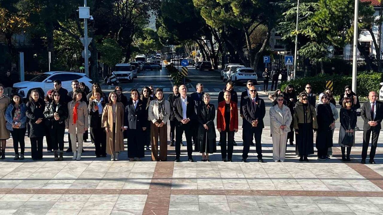 Muğla Menteşe'de 25 Kasım'da Kadına Yönelik Şiddete Karşı Tören: 'Sıfır Tolerans' Mesajı