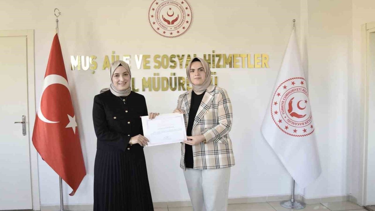 Muş'ta 'Çocukluk Çağı Travmaları ve Mücadele' Eğitimi: İl Müdürlüğü Personeline Yönelik Hizmet İçi Program