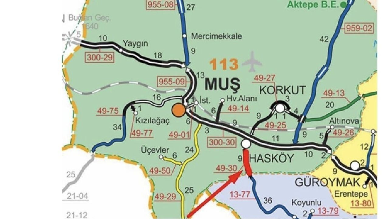 Muş'ta yoğun kar yağışı ulaşımı aksattı: Hasköy-Mutki Yolu 0-11 km arası kapandı