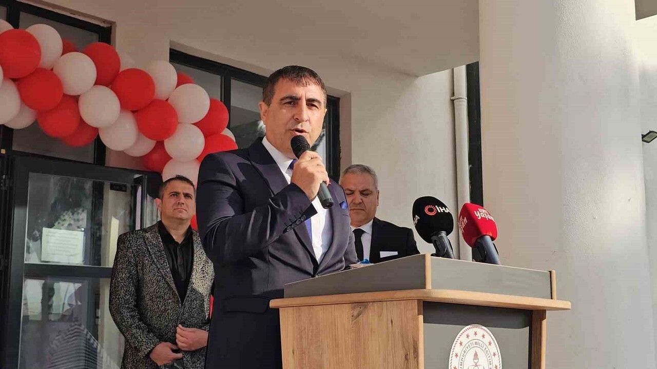 Nazilli'de Şehit Teğmen Muhammet Can Sevim'in Adı Ortaokulda ve 'Şehide Saygı Alanı'nda Yaşatılacak