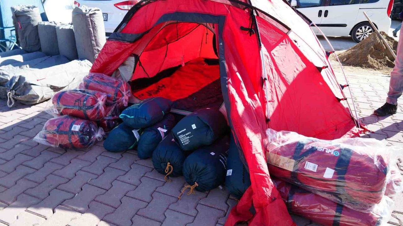 Niğde kamp ve karavan turizmine odaklanıyor: Vali Çelik ekipman tanıtımına katıldı