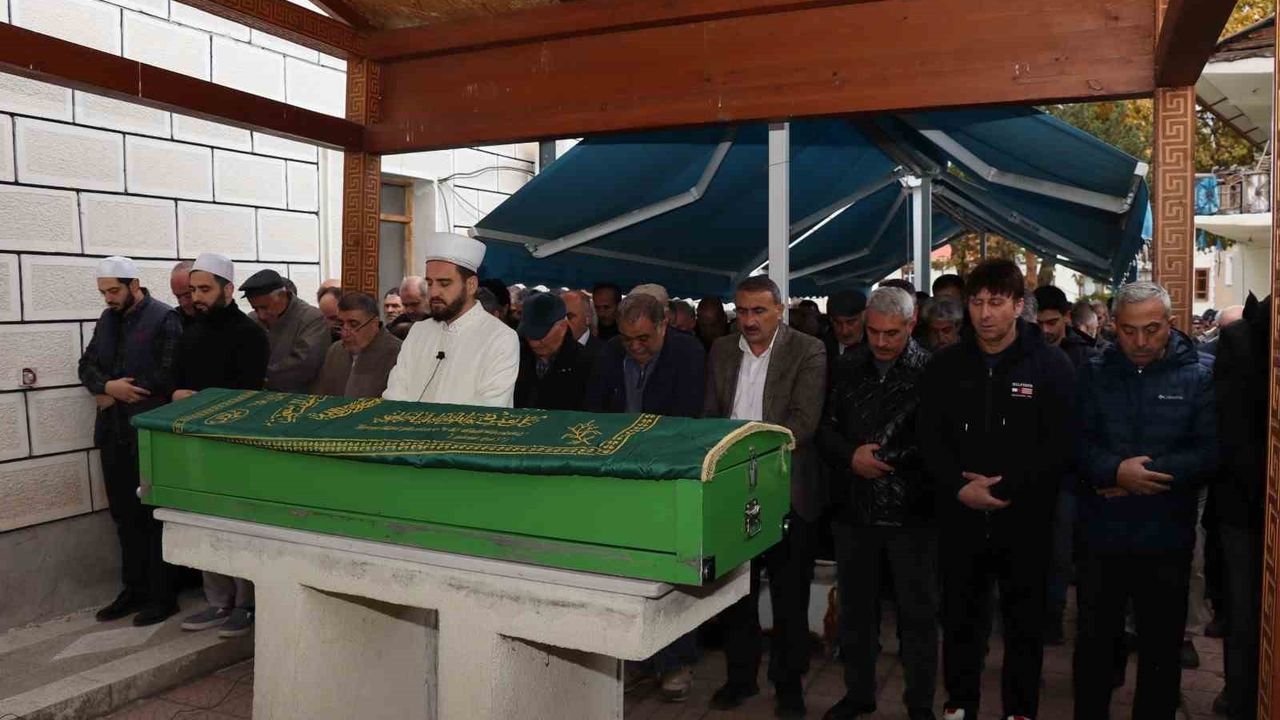 Olur'ün Eski Belediye Başkanı Reşat Yıldırım, Kalp Krizi Sonucu Vefat Etti