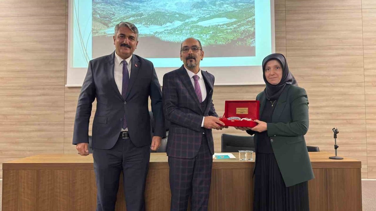 Onikişubat'ta 14 Bin Yıllık Kültürel Miras: 'Suçatı’ndan Kurucaova’ya' Konferansı