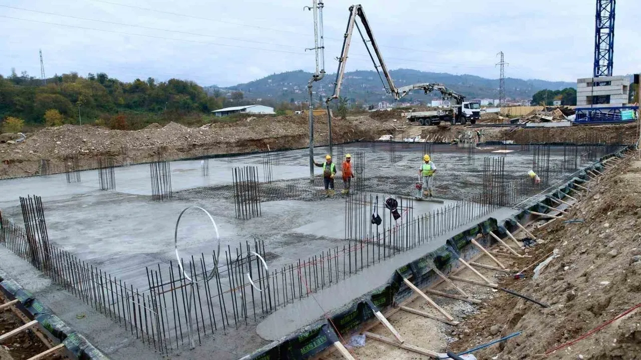 Ordu'ya yarı olimpik yüzme havuzu ve çok amaçlı spor salonu — Başkan Güler: 'Milli sporcuların yetişeceği tesis'