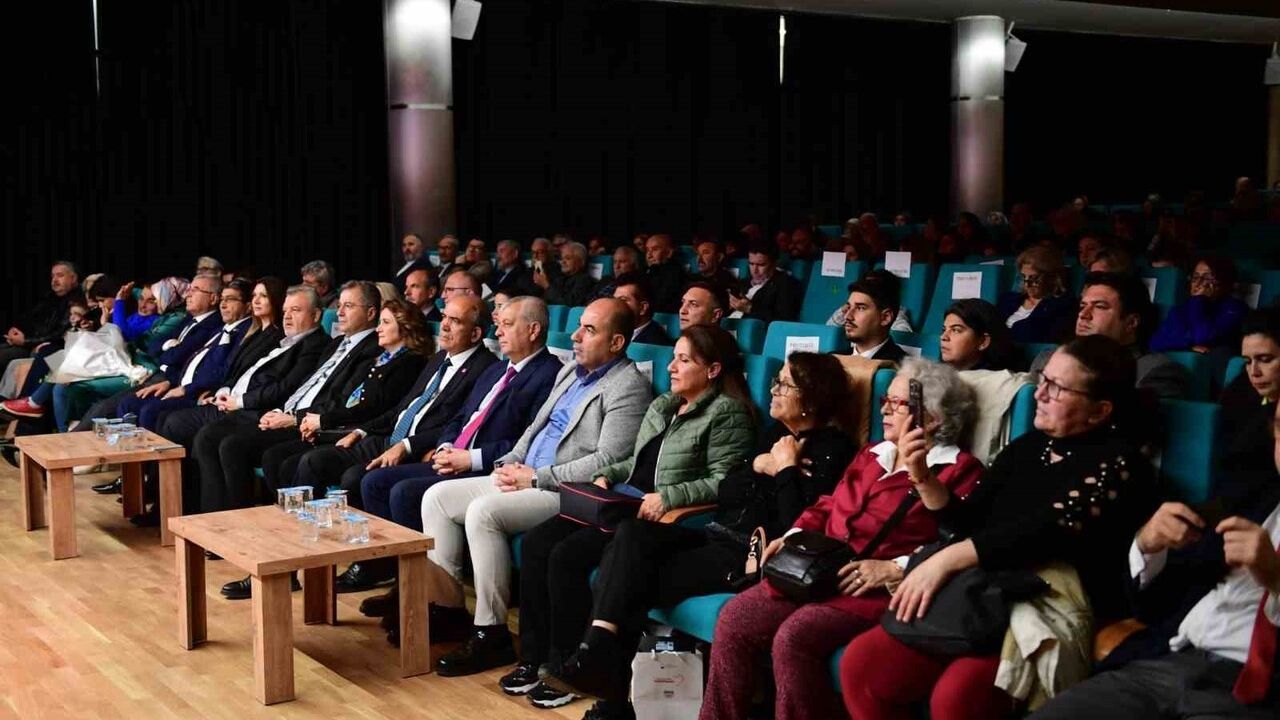 Osmangazi Belediyesi 24 Kasım Öğretmenler Günü'nü eğitimcilere özel programla kutladı