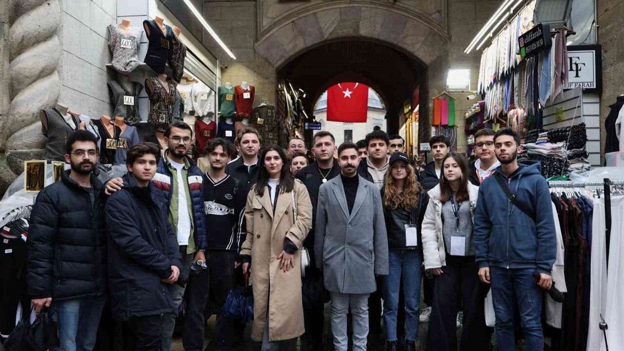 Osmangazi’de Gastronomi Turlarıyla Bursa’nın Yerel Lezzetleri Öğrencilere Tanıtıldı