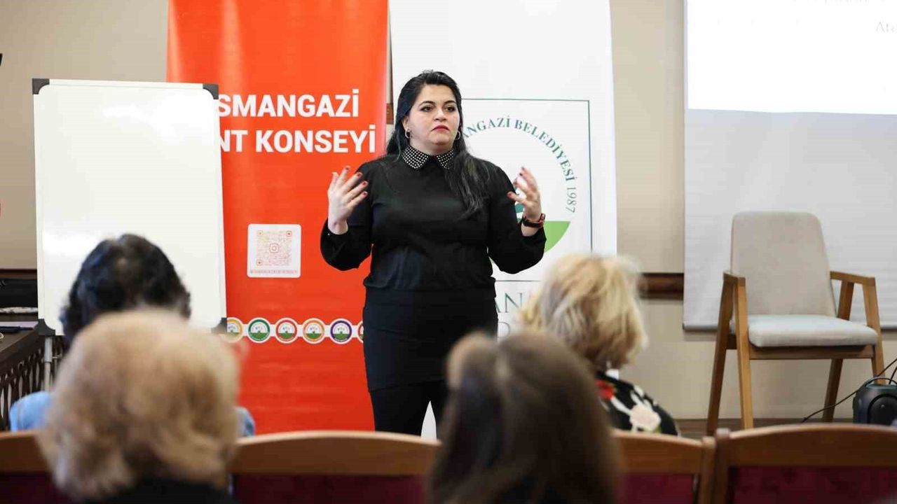 Osmangazi'de kadınlara şiddet türleri, haklar ve KADES uygulaması anlatıldı