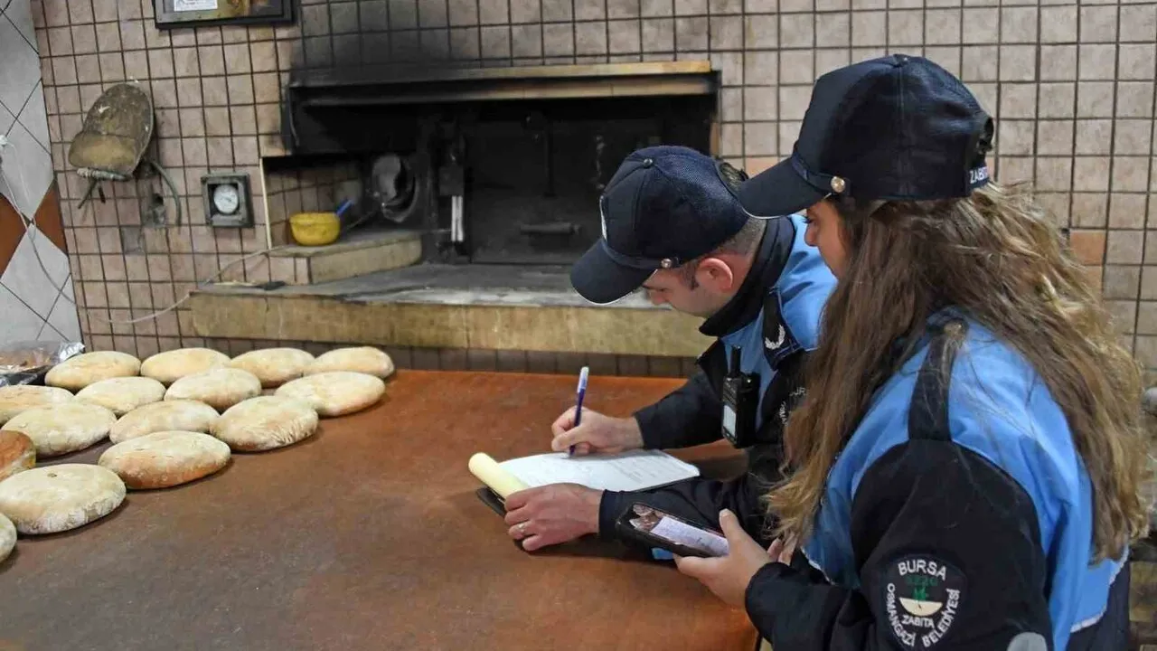 Osmangazi Zabıtası Soğanlı Mahallesi’nde Kapsamlı Gıda Denetimi Yürüttü