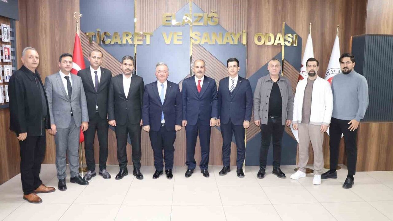 Osmaniye TSO Heyeti Elazığ TSO Başkanı İdris Alan’ı Ziyaret Etti: Ticari İş Birliği Görüşmeleri