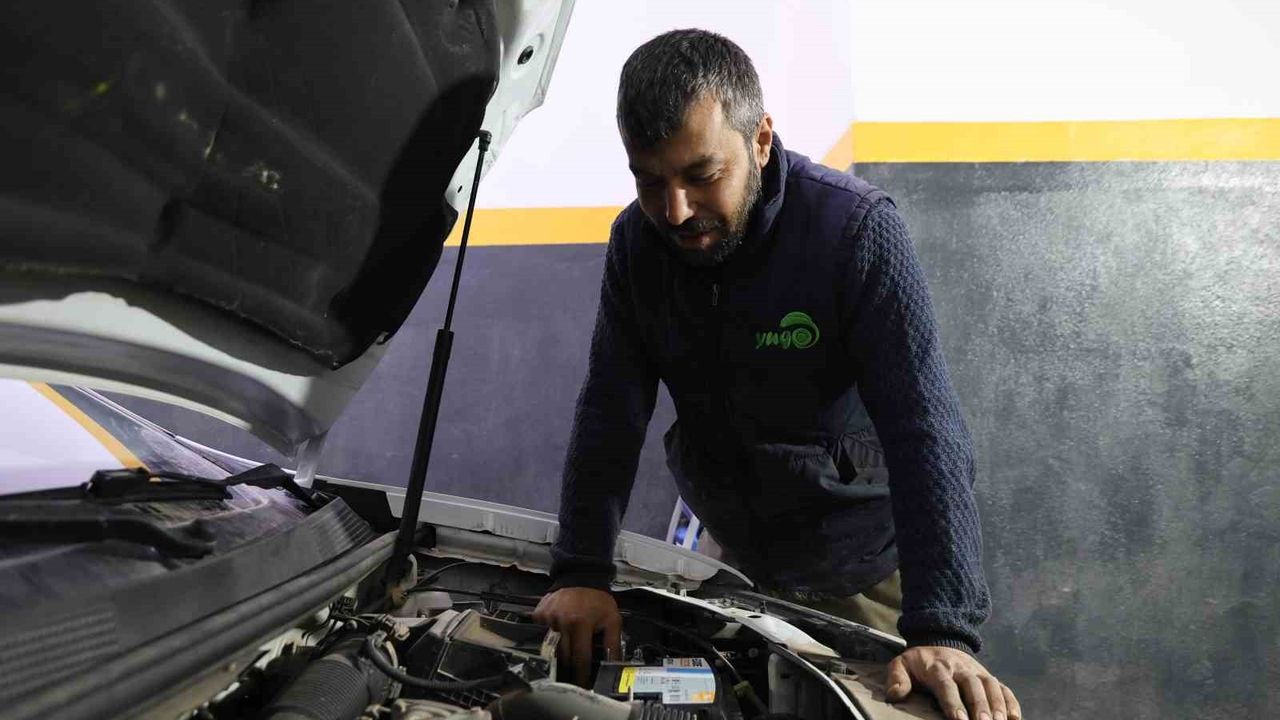 Oto bakım ustasından uyarı: 450 liralık antifriz ihmali 40 bin liralık masrafa neden olabilir