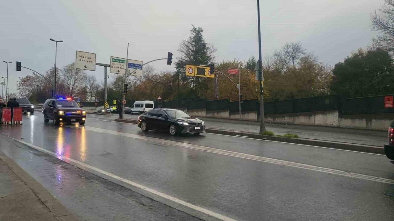 Papa 14. Leo, Fener Rum Patrikhanesi ziyareti sonrası Volkswagen Arena'da halka açık ayine katıldı