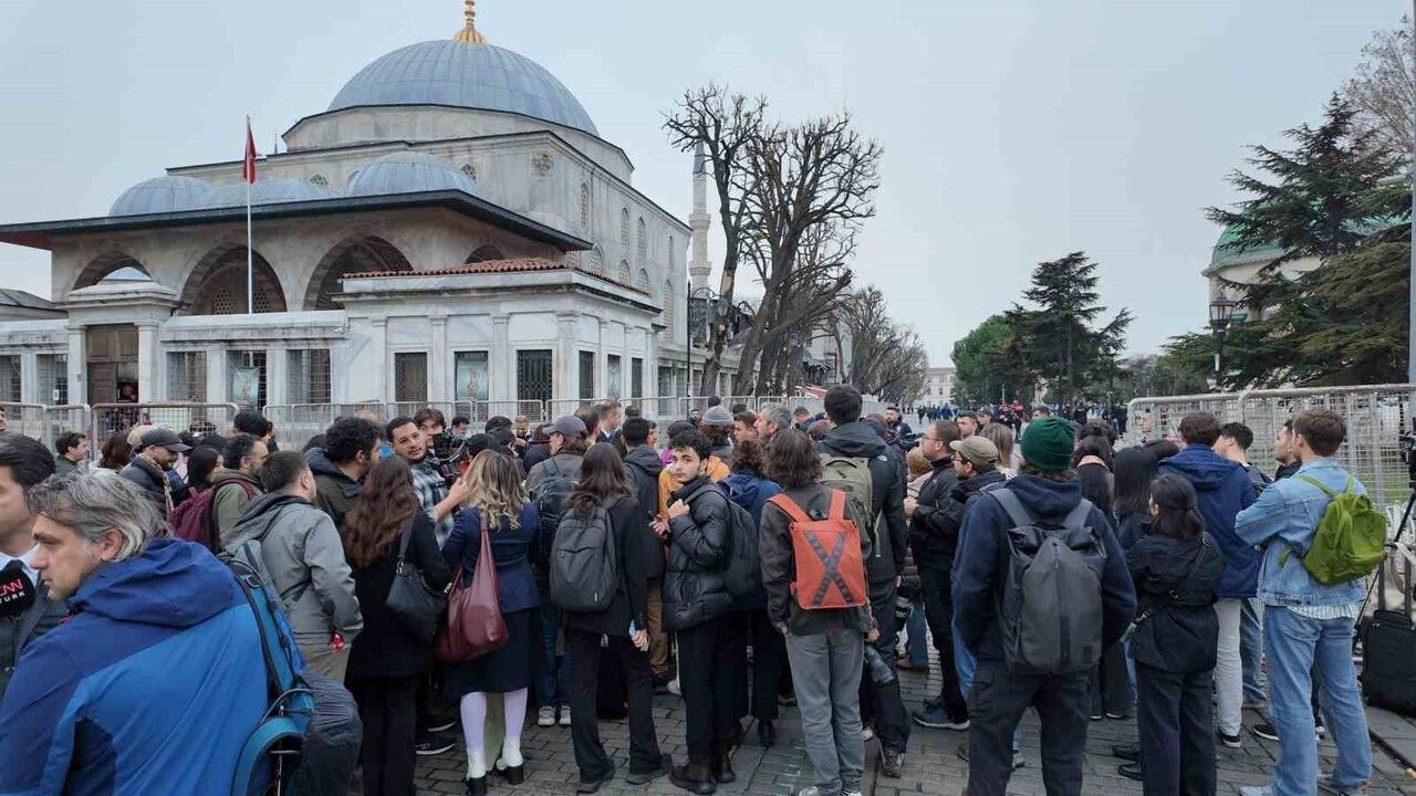 Papa 14. Leo'nun Sultanahmet Camii Ziyareti Öncesi İstanbul'da Güvenlik Önlemleri Artırıldı