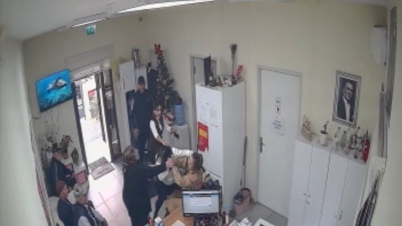 Pendik’te muhtarlıkta 'fakirlik belgesi' başvurusu kavgaya dönüştü