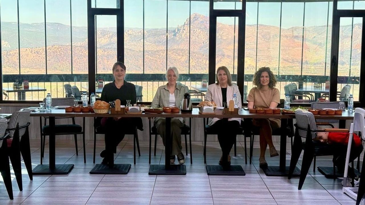 Polis Eşleri Derneği Bilecik Şubesi Osmaneli'de Üye Çalışmalarını Güçlendirdi