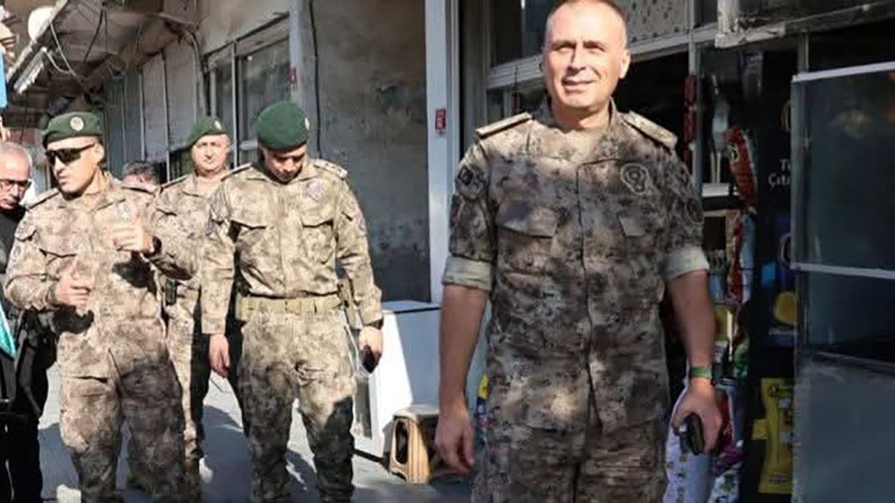 Polis Özel Harekat Başkanı Ünsal Hayal, 31 Yıl Sonra Gazi Olduğu Cizre'yi Ziyaret Etti