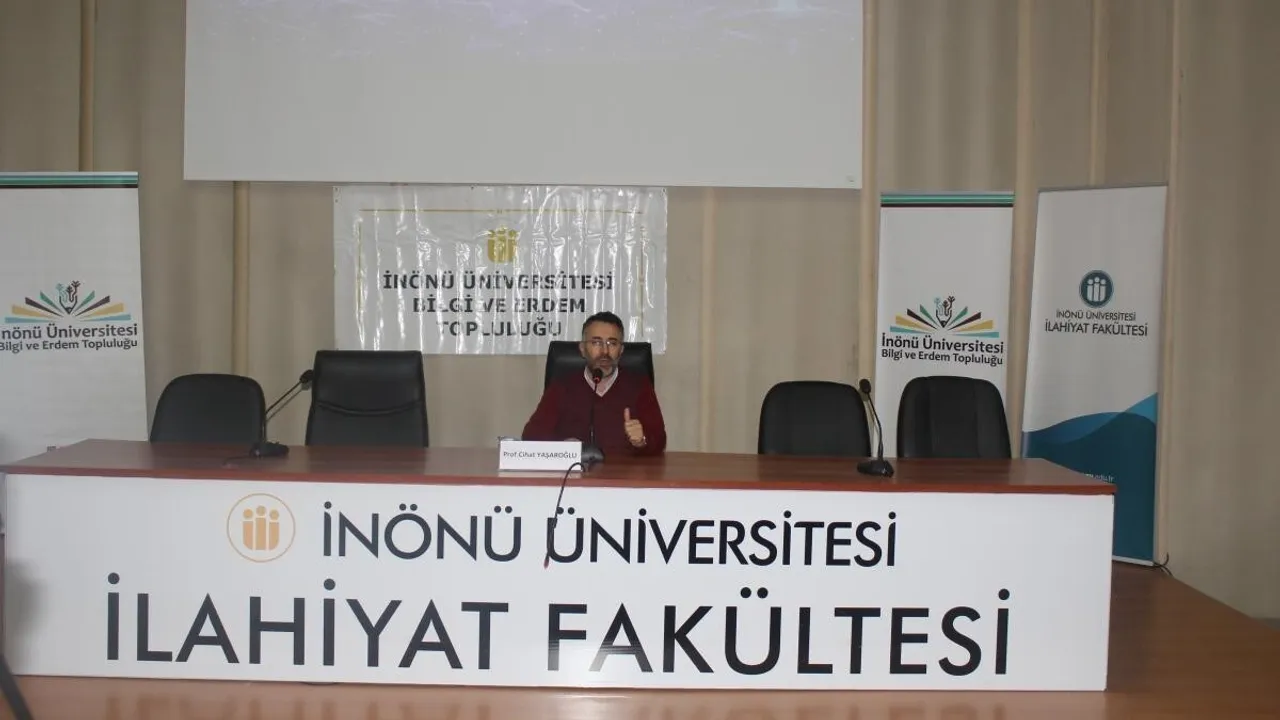 Prof. Dr. Cihat Yaşaroğlu: Yapay Zeka ve Dijital Adab Üzerine Gençlere Yönelik Tavsiyeler