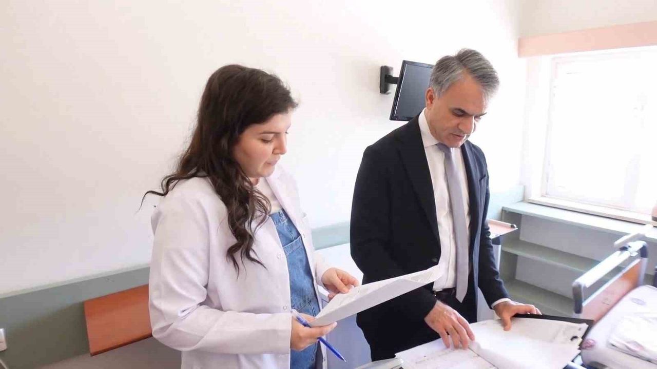 Prof. Dr. Nevzat Gözel: Gereksiz Antibiyotik Kullanımı Hastanın Sağlığını Zedeleyebilir