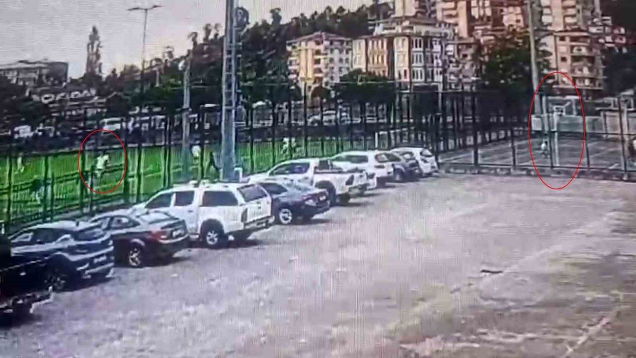 Rize'de veteranlar maçında kaleye gönderilen şut yan sahadaki potaya girerek basket oldu