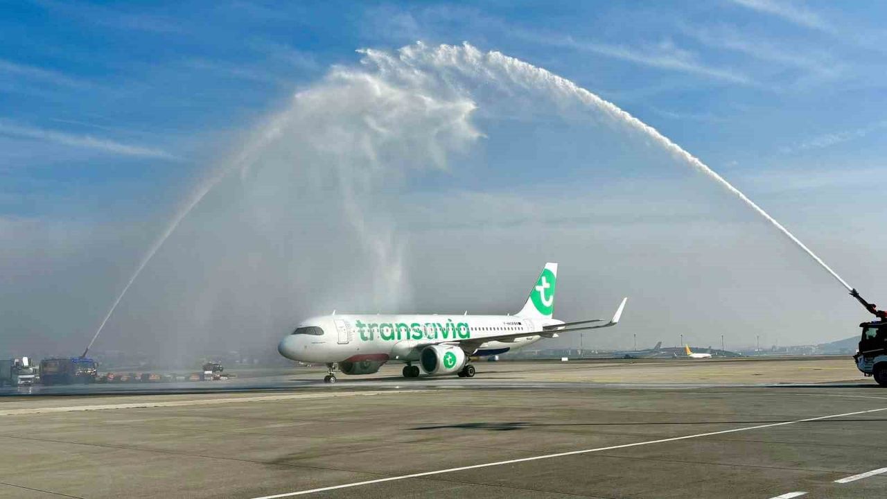 Sabiha Gökçen'de yeni hat: Transavia France ile Paris Orly günlük seferleri başladı