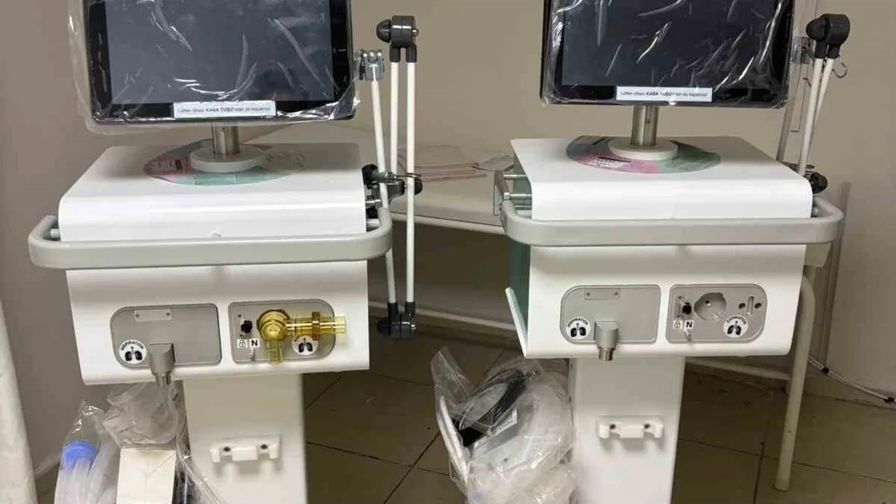 Sağlık Bakanlığı, Karabük'teki hastanelere tıbbi cihaz desteği sağladı