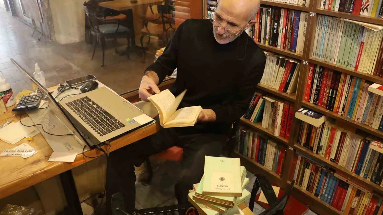 Sahaflarda İkinci El Kitaplar: Sayfalarda Taşınan Bilgi ve Hatıralar