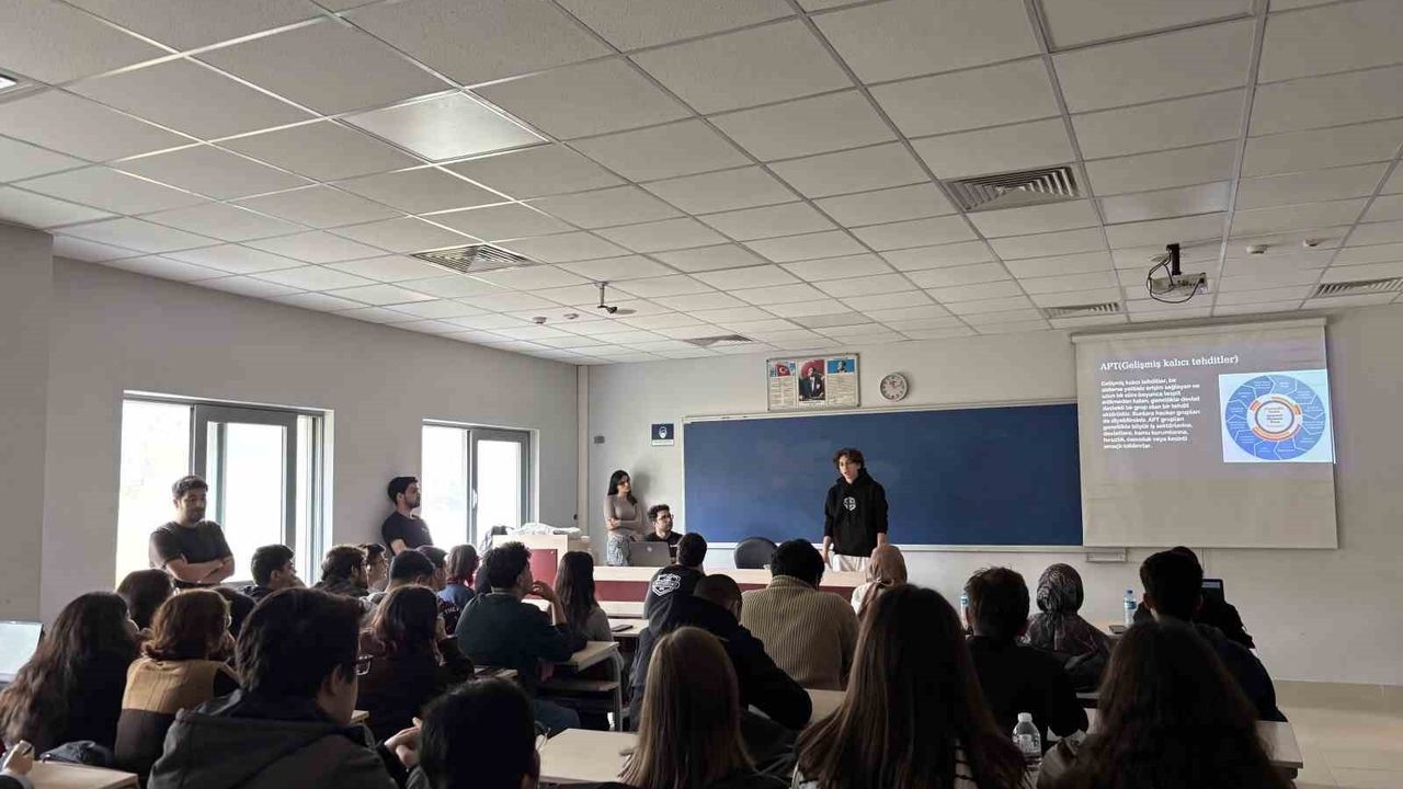 Sakarya Üniversitesi (SAU): 'Siber Güvenliğe Giriş' Etkinliğiyle Öğrenciler Tehditlere Hazırlanıyor