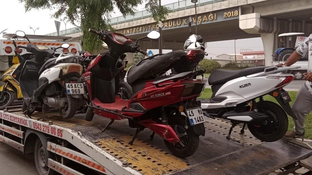 Salihli'de 2025'in ilk 9 ayında 103 bin 192 araç denetlendi; 25 bin 163 sürücüye ceza uygulandı