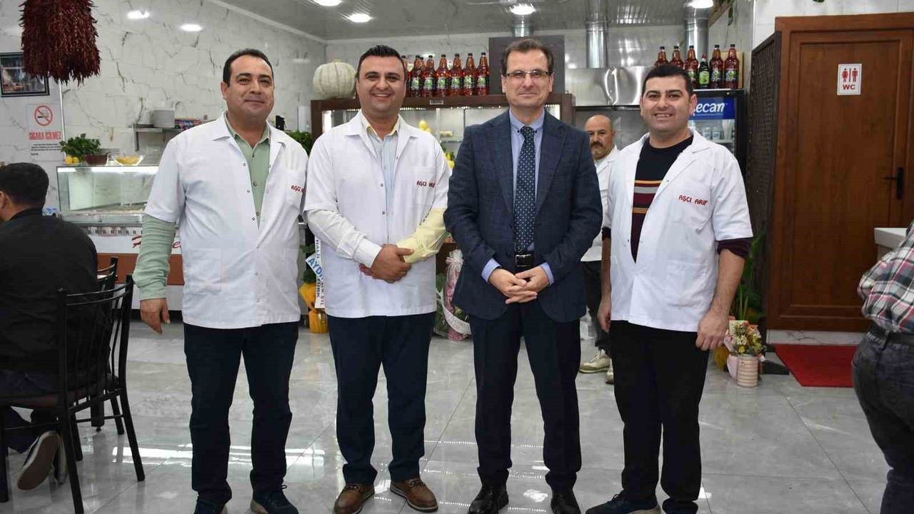 Salihli Kaymakamı Ali Güldoğan sanayi sitesini ziyaret etti: 'Güçlü bir Salihli için çalışıyoruz'