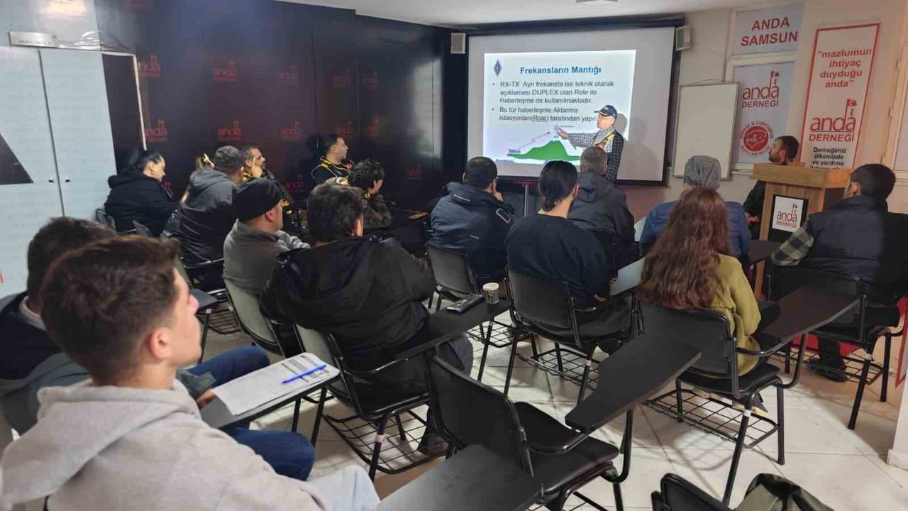 Samsun'da 'Afetlerde Telsiz Kullanımı ve Önemi' eğitimi: TRAC uygulamalı iletişim çalışması