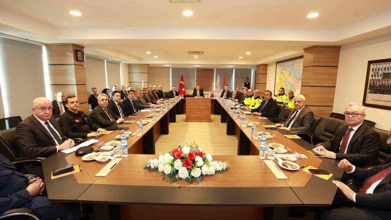 Samsun'da Kış Tedbirleri Toplantısı: Kurumlar Arası Koordinasyon Güçlendi
