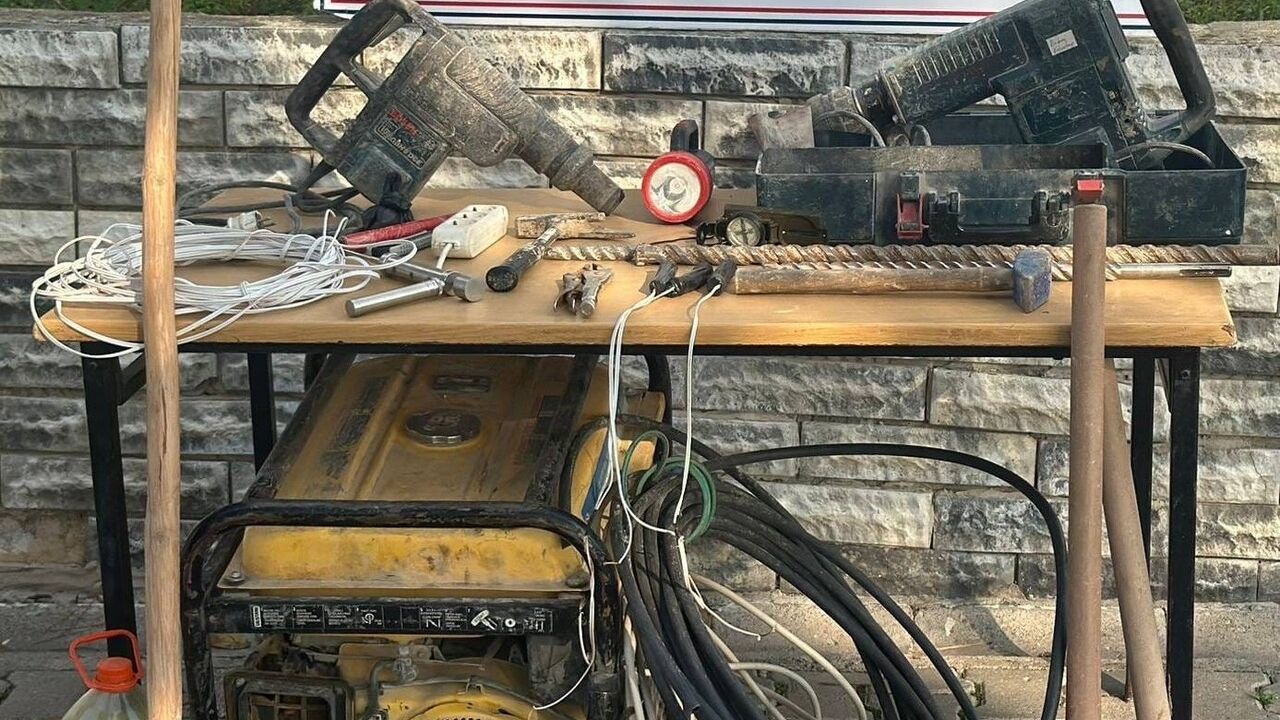 Samsun'da Tekkeköy ve Havza'da izinsiz kazı yapan iki kişi jandarma tarafından yakalandı