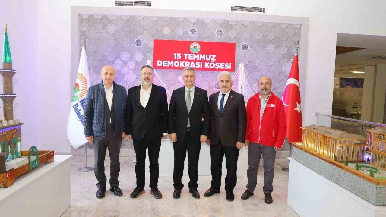 Samsun İlkadım Belediyesi personelinden Türk Kızılay’a kan bağışı desteği