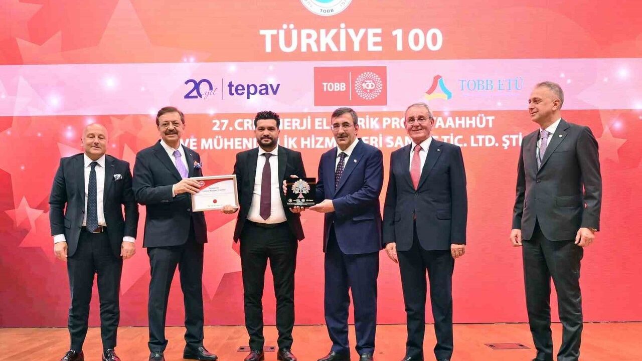 Samsun TSO, Türkiye'nin en hızlı büyüyen 100 şirketi listesinde 27'nci olan enerji firmasını kutladı