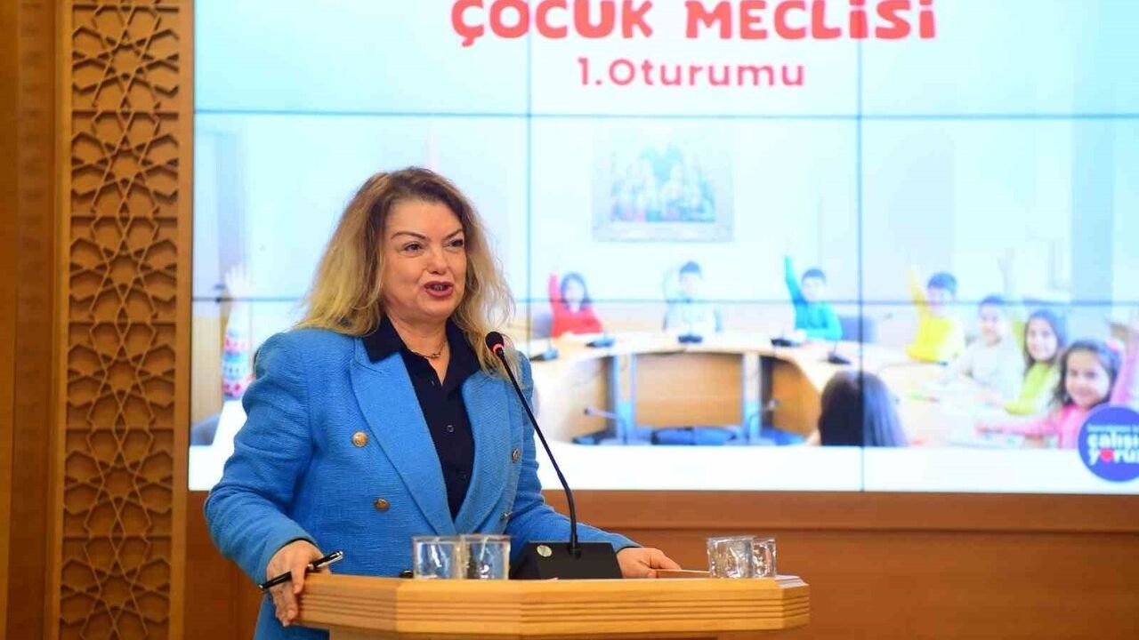 Sancaktepe'de Çocuk Meclisi ilk oturumunu Dünya Çocuk Hakları Günü'nde gerçekleştirdi