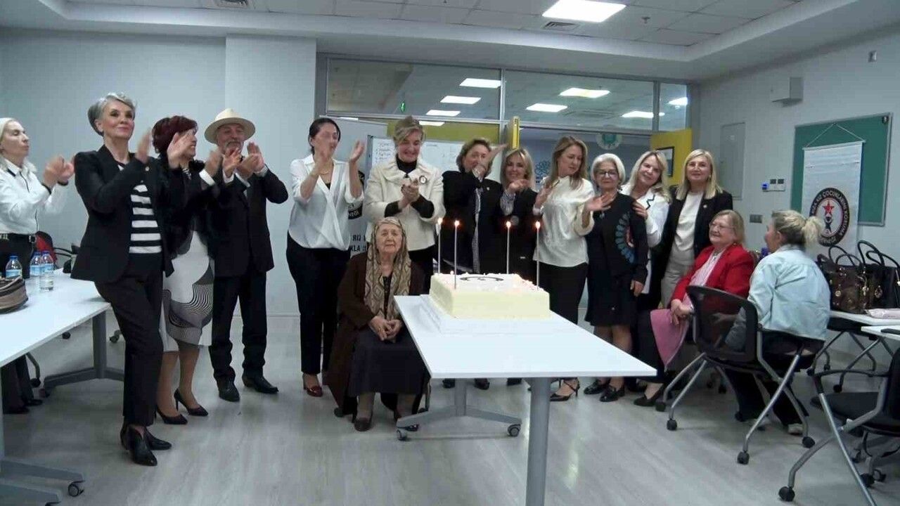 Saniye Rıza Kız Çocuklarını Koruma Derneği 50. yılını Karaman'da kutladı