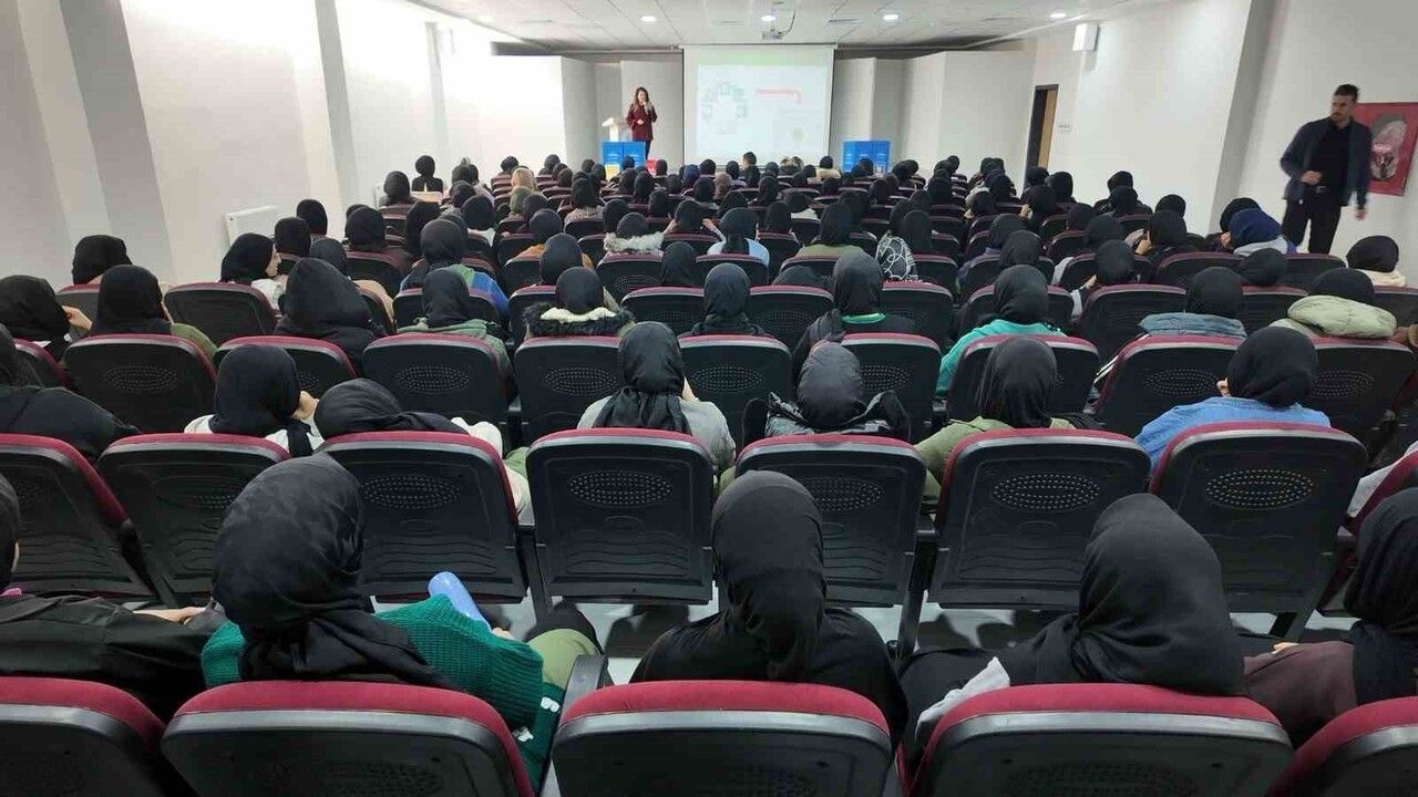 Şanlıurfa Büyükşehir Belediyesi'nden öğrencilere çevre ve iklim eğitimi