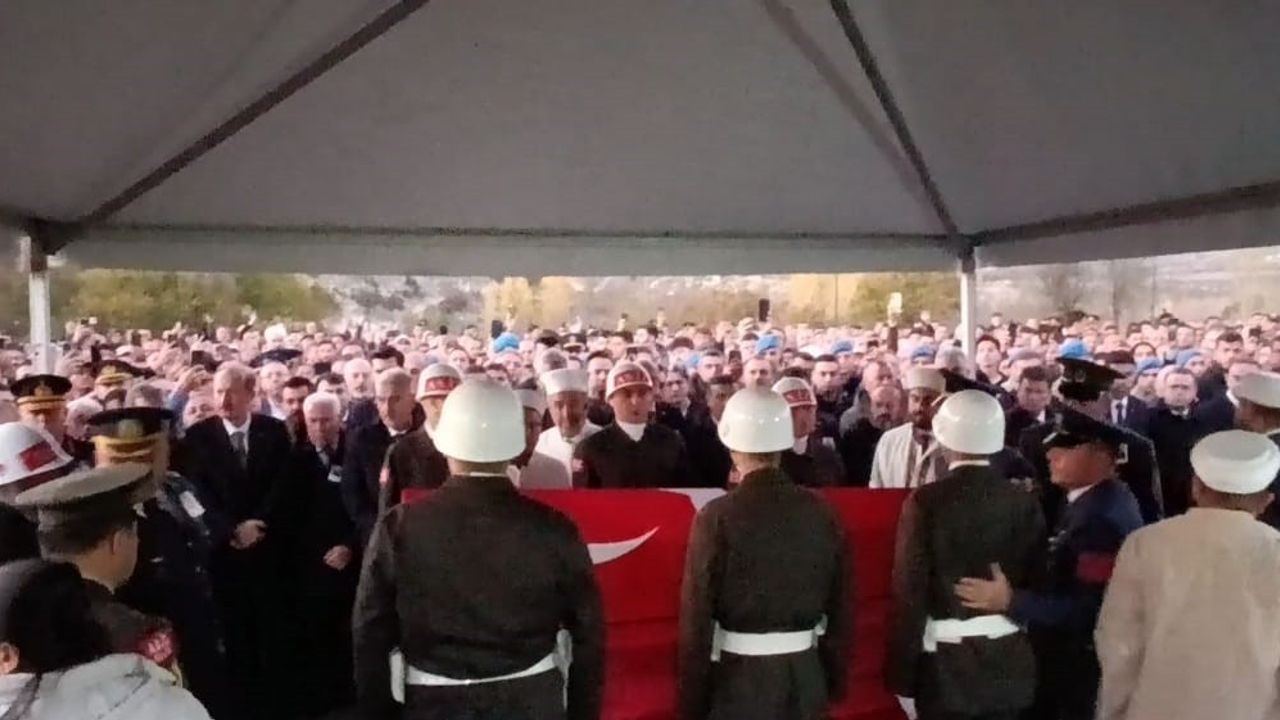 Şehit Astsubay Ramazan Yağız, Bursa'da Son Yolculuğuna Uğurlandı