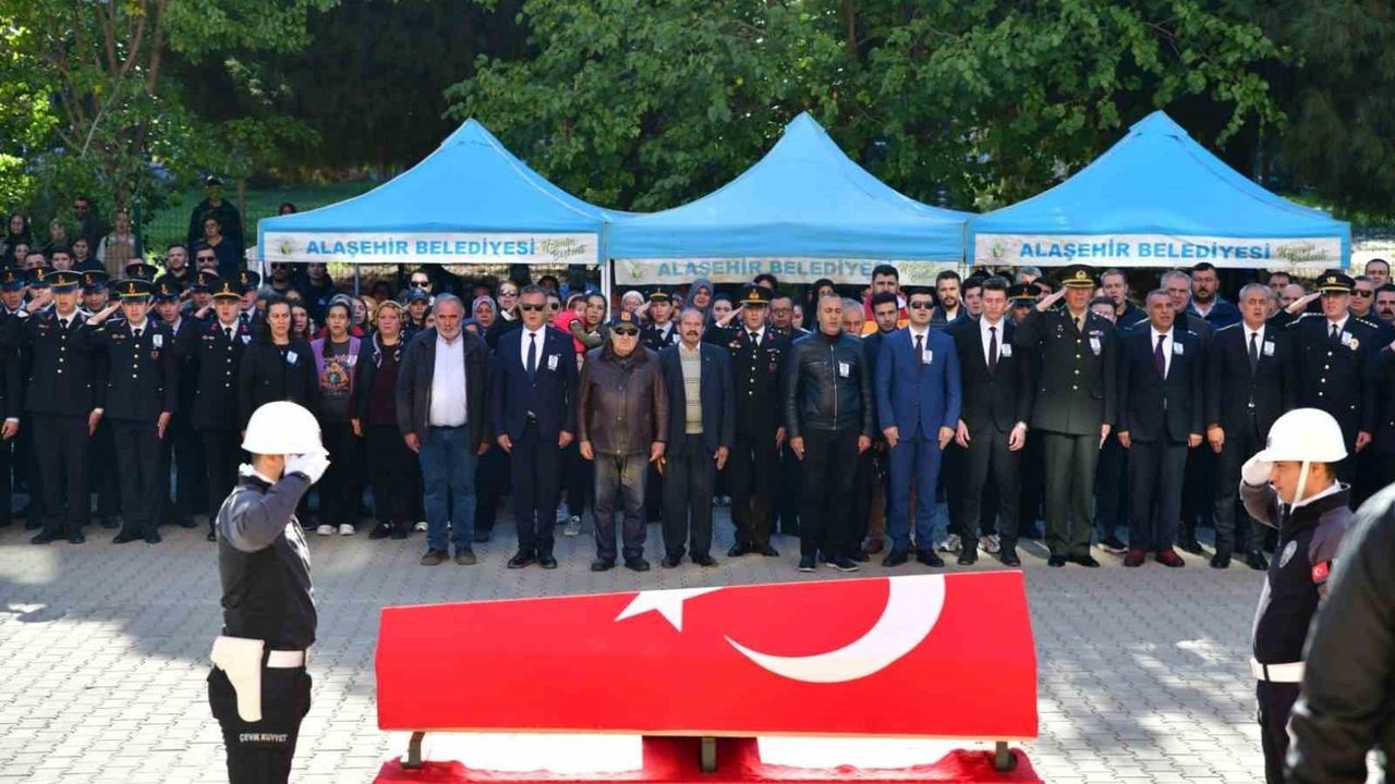 Şehit Polis Memuru Ali Barut Alaşehir’de Düzenlenen Törenle Salihli’ye Uğurlandı