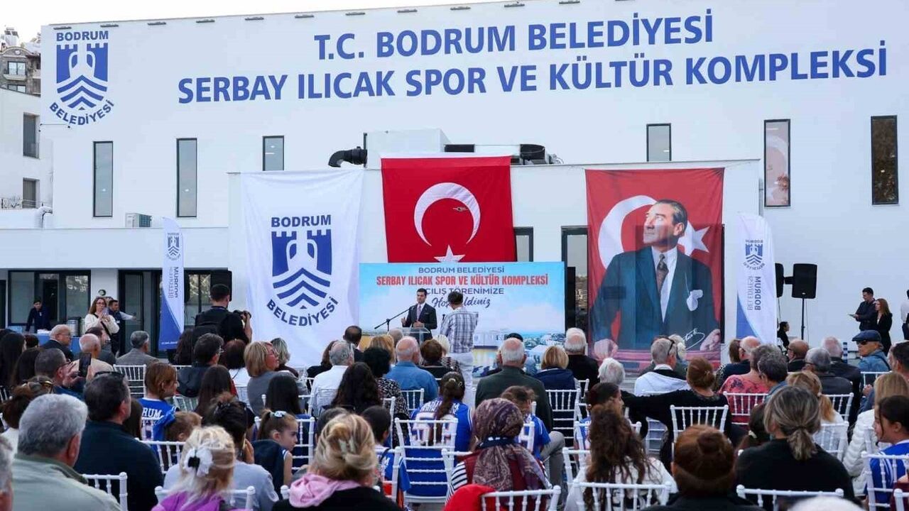 Serbay Ilıcak Kültür ve Spor Kompleksi Gündoğan'da Törenle Hizmete Açıldı