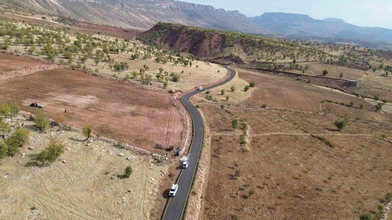 Siirt Eruh’ta 29 bin 350 metre BSK asfalt tamamlandı